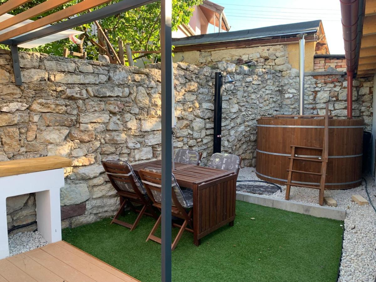 Loft Piheno Es Wellness Haz Villa Balatonfüred Exterior foto